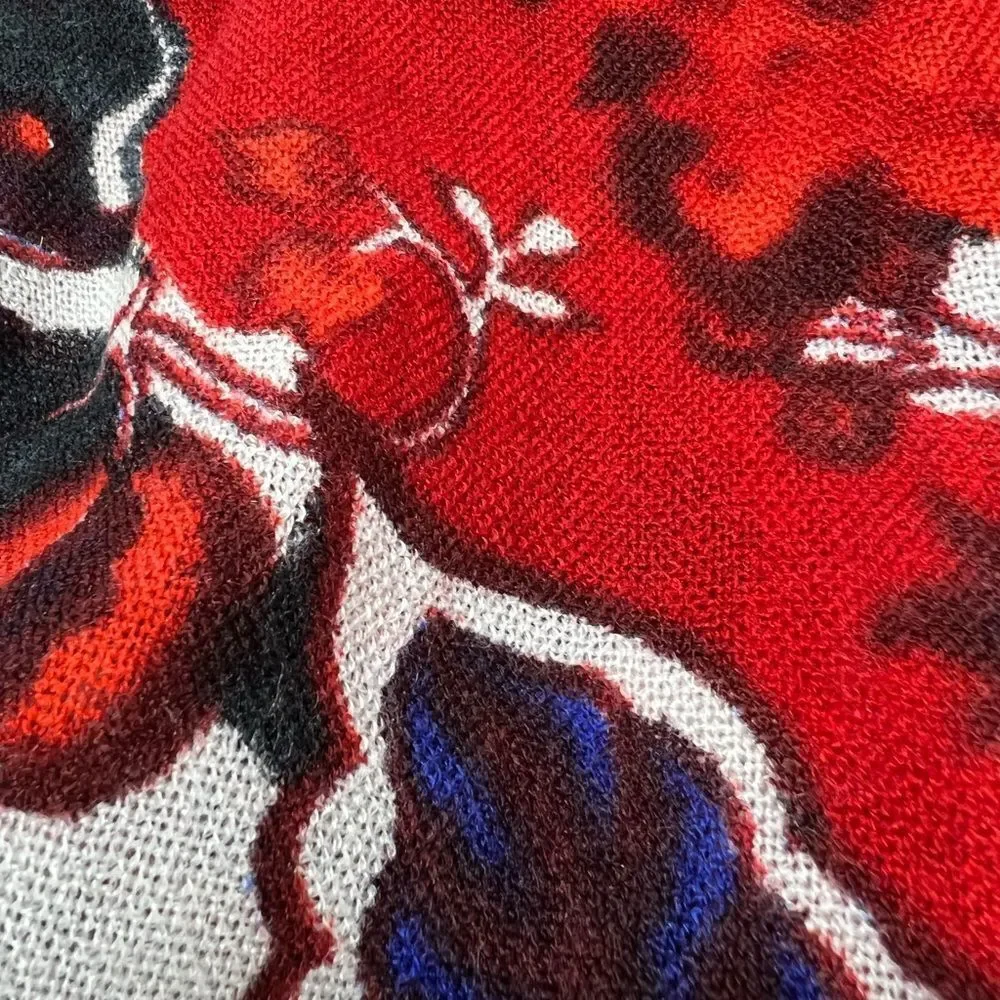 Scarf size 29’’ x 76’’ warm